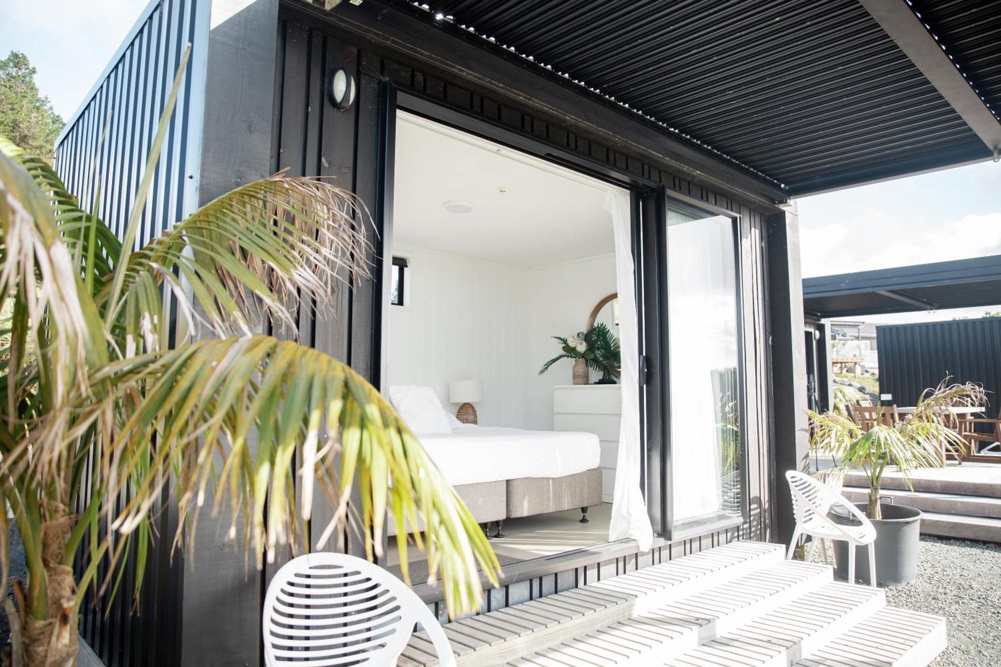 Hotel Aotearoa Surf Eco Pods à Te Arai Extérieur photo